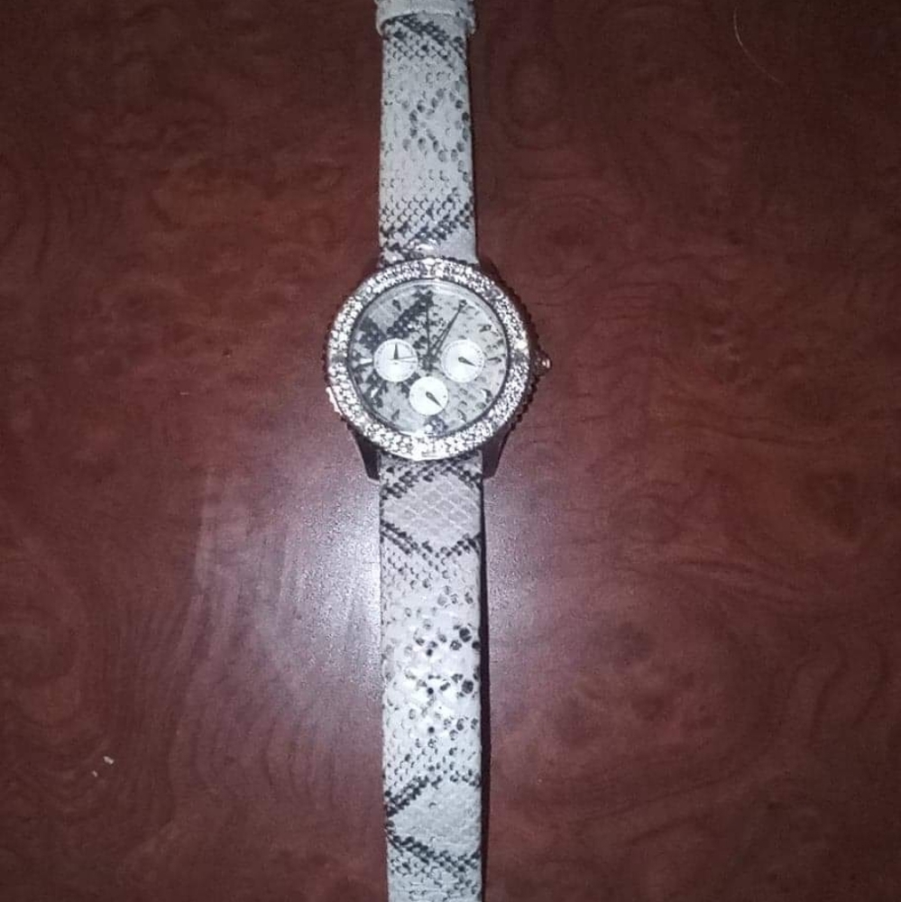 Express Watch - Picture 2 of 4